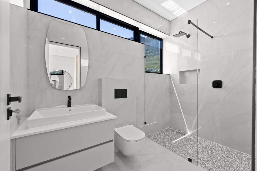 5 Bedroom Property for Sale in Camps Bay Western Cape